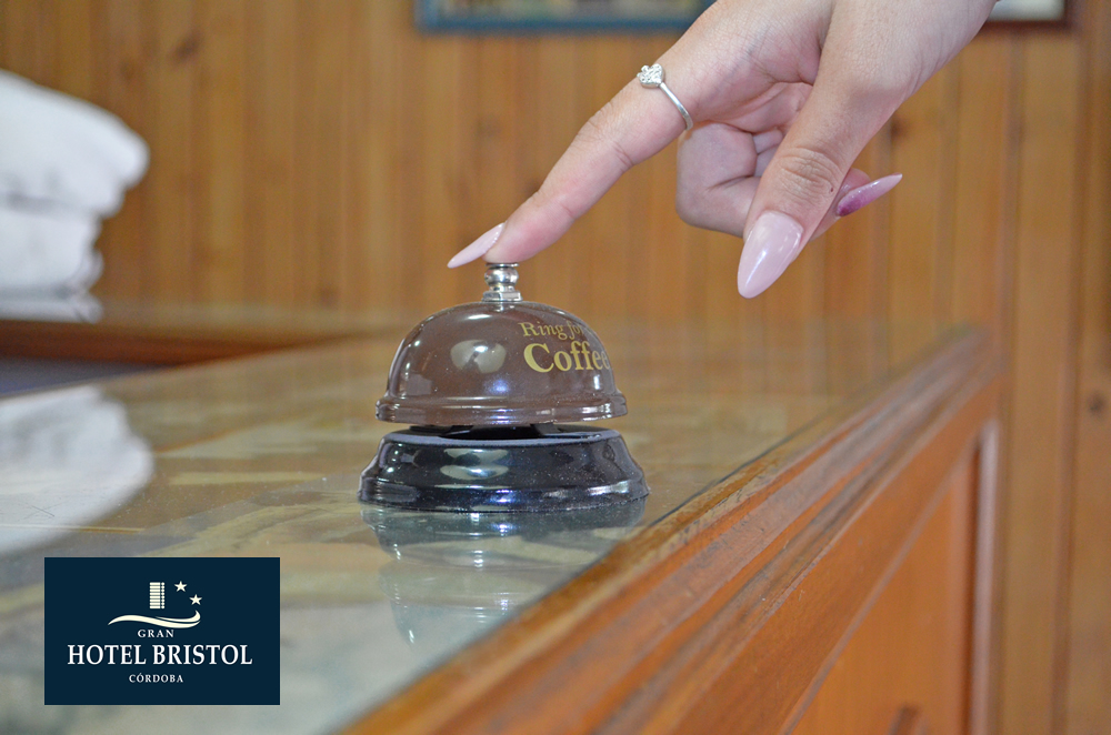 Contacto Gran Hotel Bristol - Córdoba
